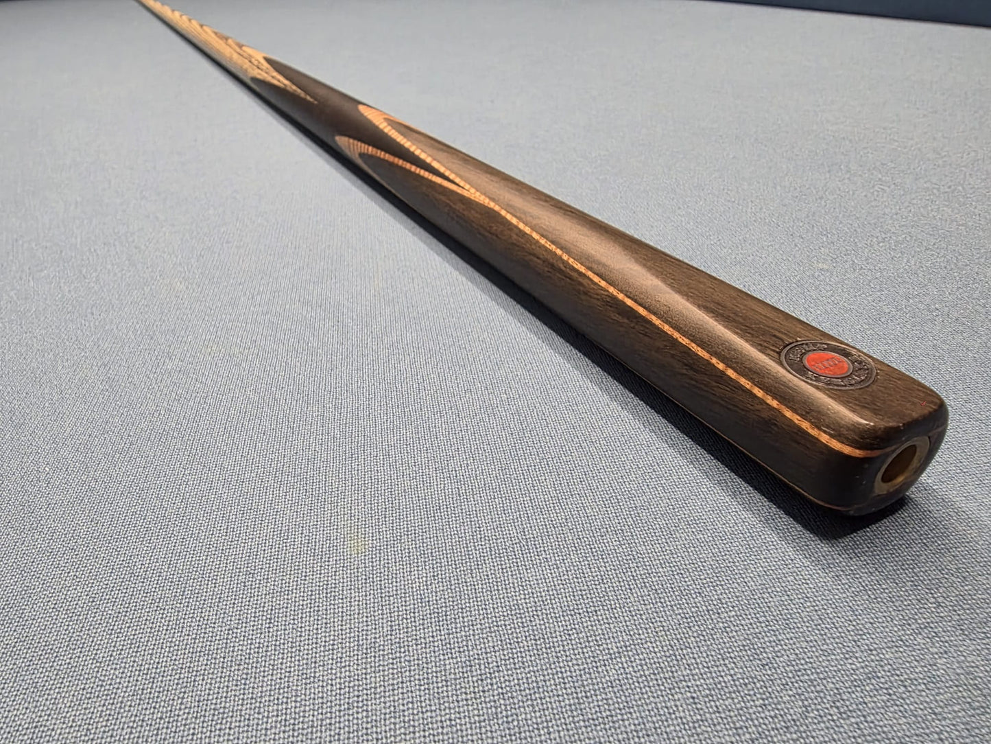 Kemp & Kerslake One Piece Elite Cue 2