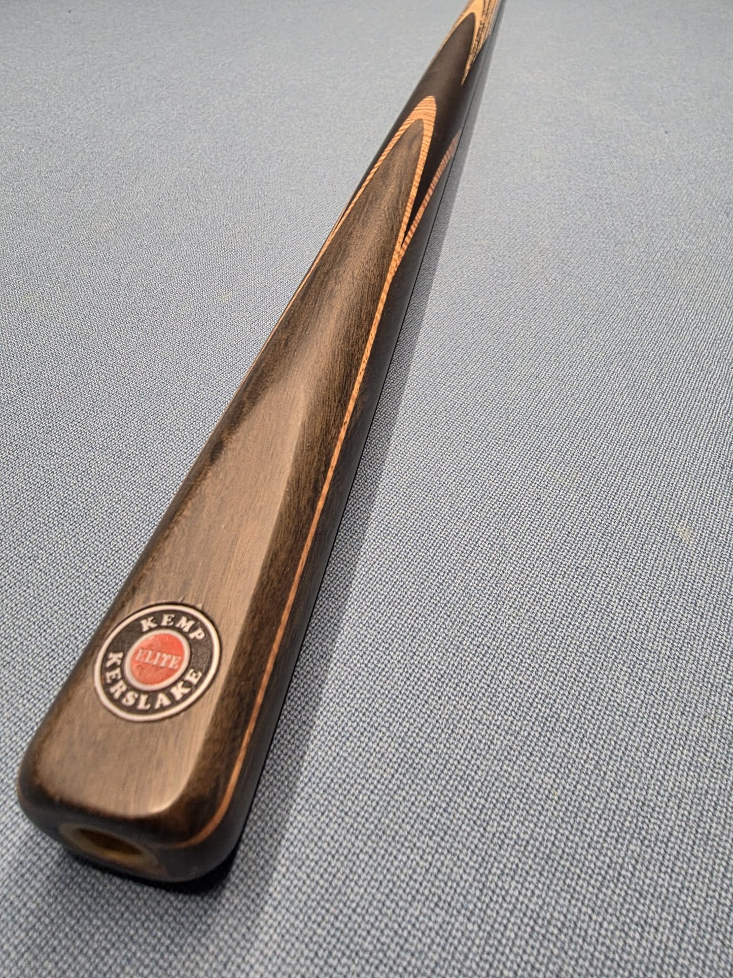 Kemp & Kerslake One Piece Elite Cue 2