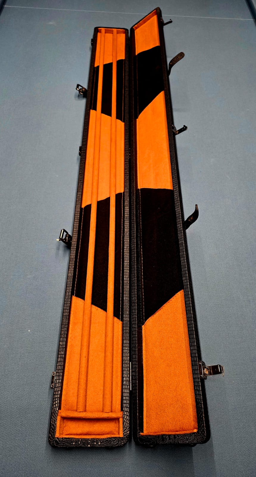 3\4 Cue case - Two cue, 3 slot