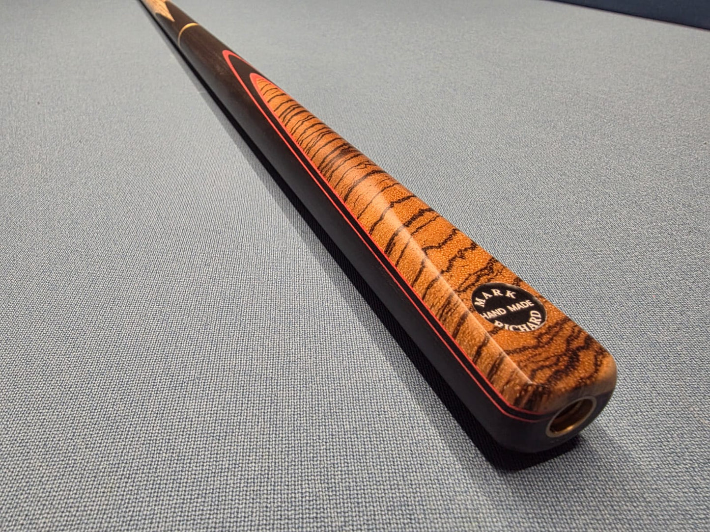 The Raptor - 3/4 Ash Cue